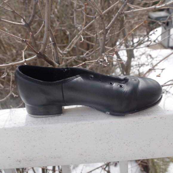 Capezio Cadence Women's Tap Shoes - Picture 4 of 4